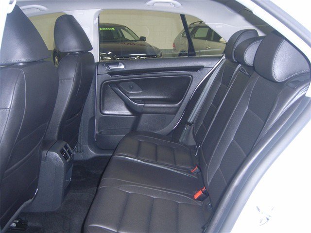 Volkswagen Jetta LS Premium Group Unspecified