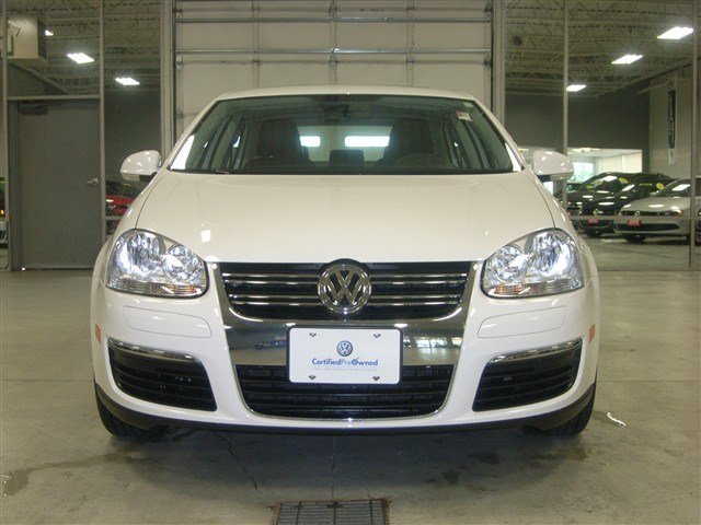 Volkswagen Jetta 2010 photo 3
