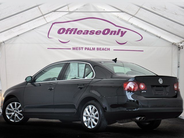 Volkswagen Jetta LS Premium Group Unspecified