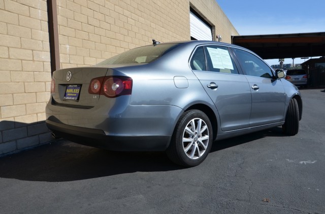 Volkswagen Jetta 2010 photo 1