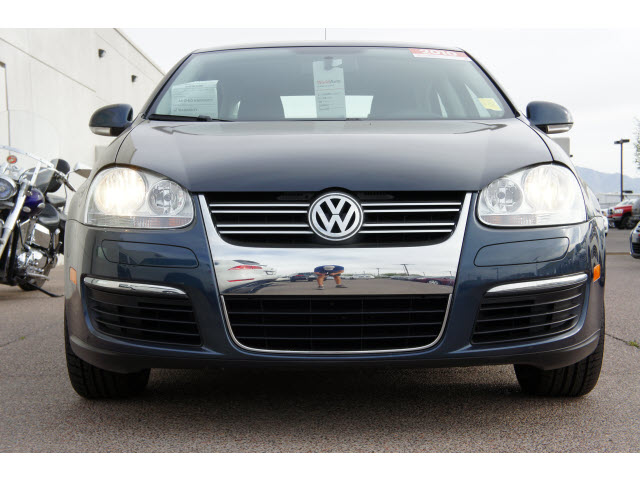 Volkswagen Jetta 2010 photo 3