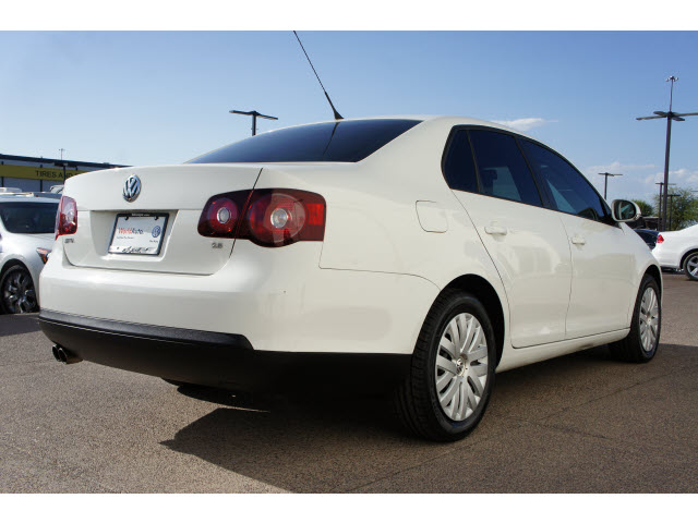 Volkswagen Jetta 2010 photo 1