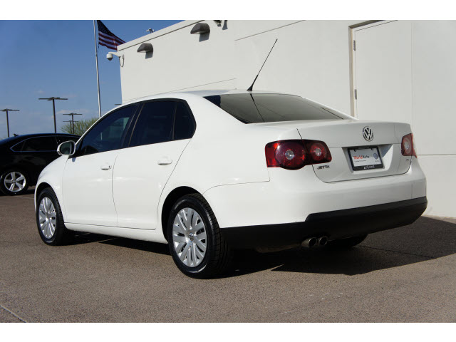 Volkswagen Jetta 2010 photo 5