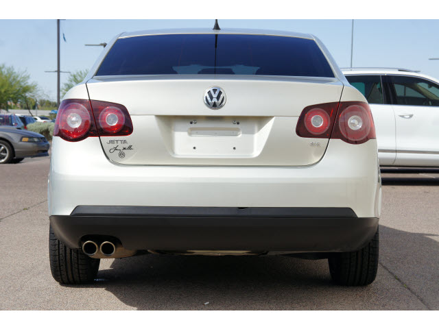 Volkswagen Jetta 2010 photo 1