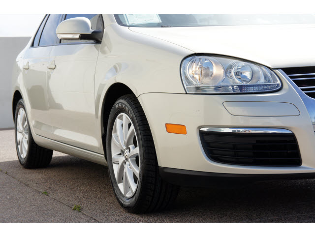 Volkswagen Jetta 2010 photo 4