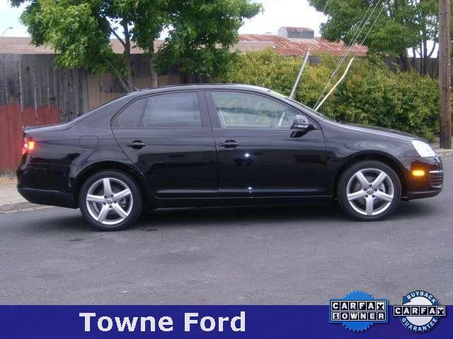 Volkswagen Jetta 2010 photo 2