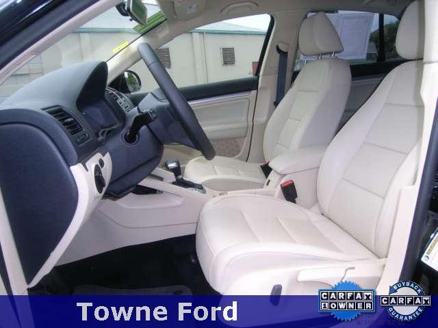 Volkswagen Jetta 2010 photo 4