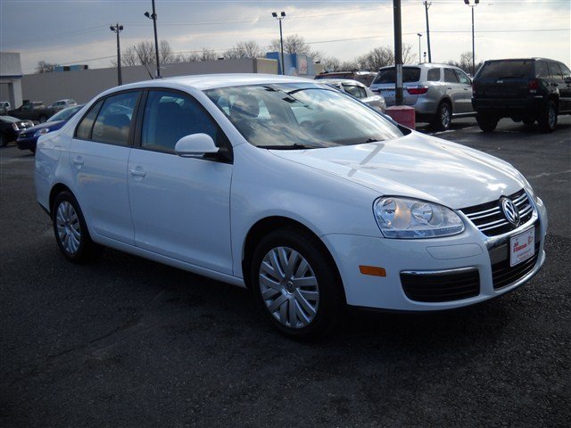 Volkswagen Jetta 2010 photo 4