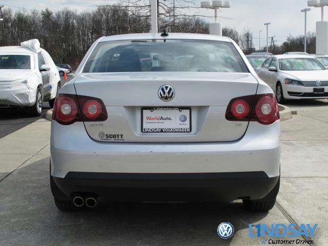 Volkswagen Jetta 2010 photo 5