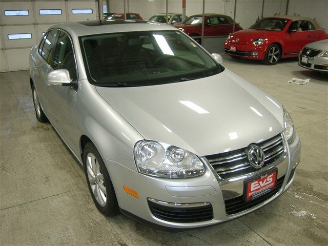 Volkswagen Jetta LS Premium Group Unspecified