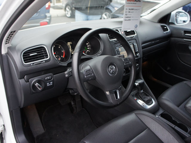 Volkswagen Jetta SEL Front-wheel Drive Unspecified