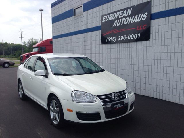 Volkswagen Jetta 2010 photo 4