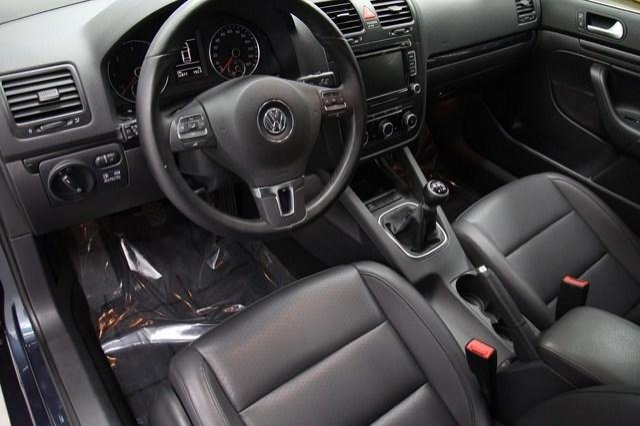 Volkswagen Jetta 2010 photo 3