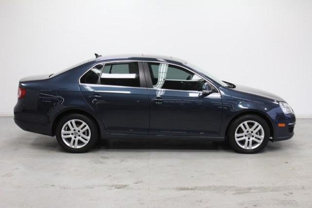 Volkswagen Jetta 2010 photo 5