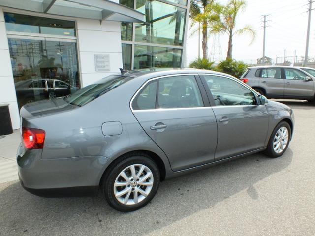 Volkswagen Jetta 2010 photo 5