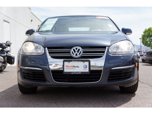 Volkswagen Jetta LS Premium Group Unspecified