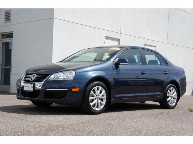Volkswagen Jetta 2010 photo 2