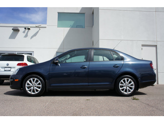 Volkswagen Jetta 2010 photo 4