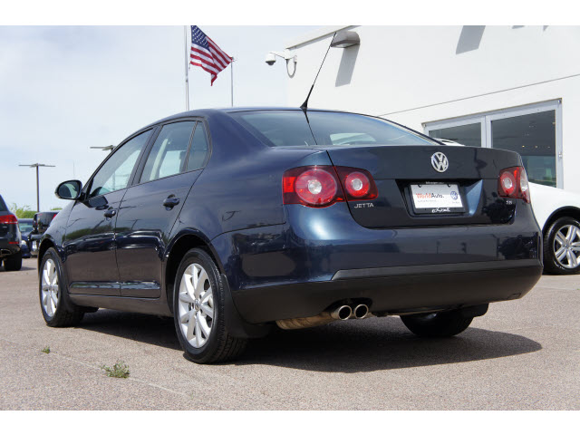 Volkswagen Jetta 2010 photo 5