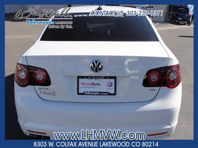 Volkswagen Jetta 2010 photo 1