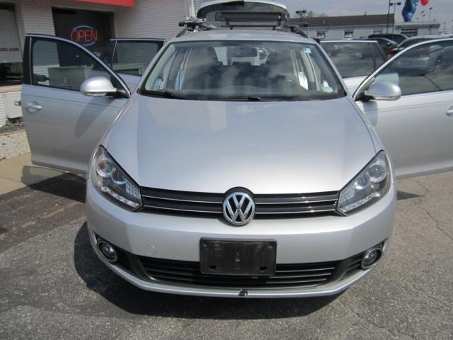 Volkswagen Jetta SEL Front-wheel Drive Unspecified