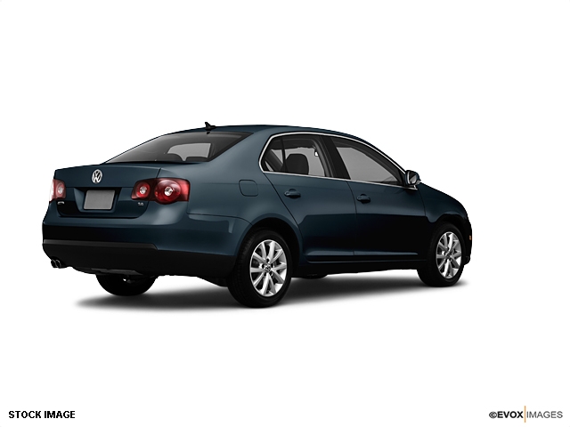 Volkswagen Jetta 2010 photo 3