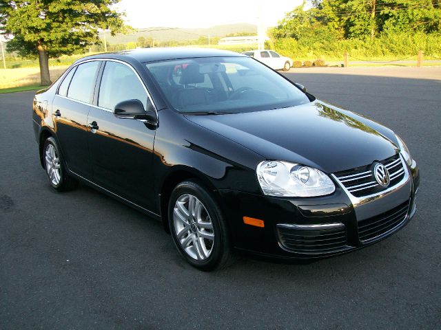 Volkswagen Jetta CD With MP3 Sedan