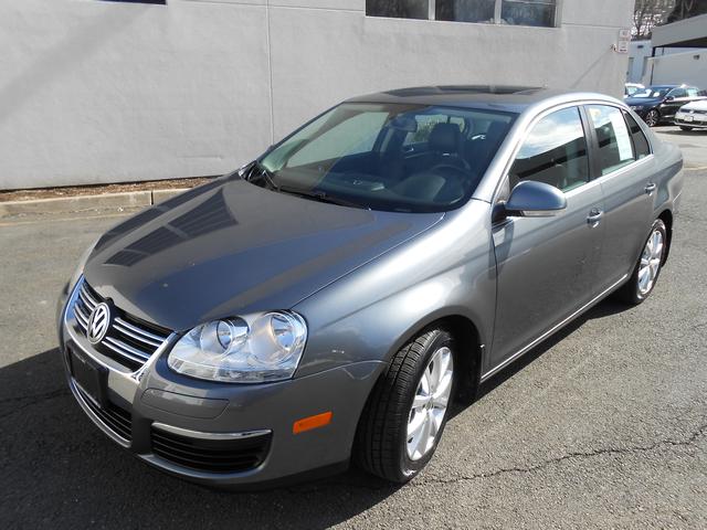 Volkswagen Jetta 2010 photo 1