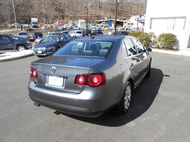 Volkswagen Jetta 2010 photo 5