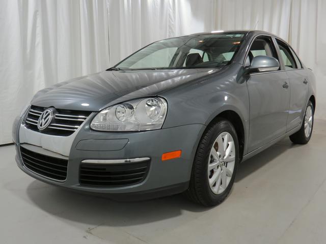 Volkswagen Jetta 2010 photo 1