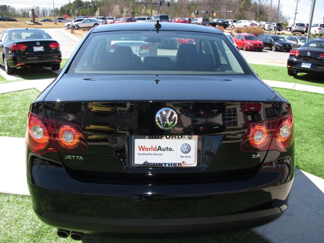 Volkswagen Jetta 2010 photo 1
