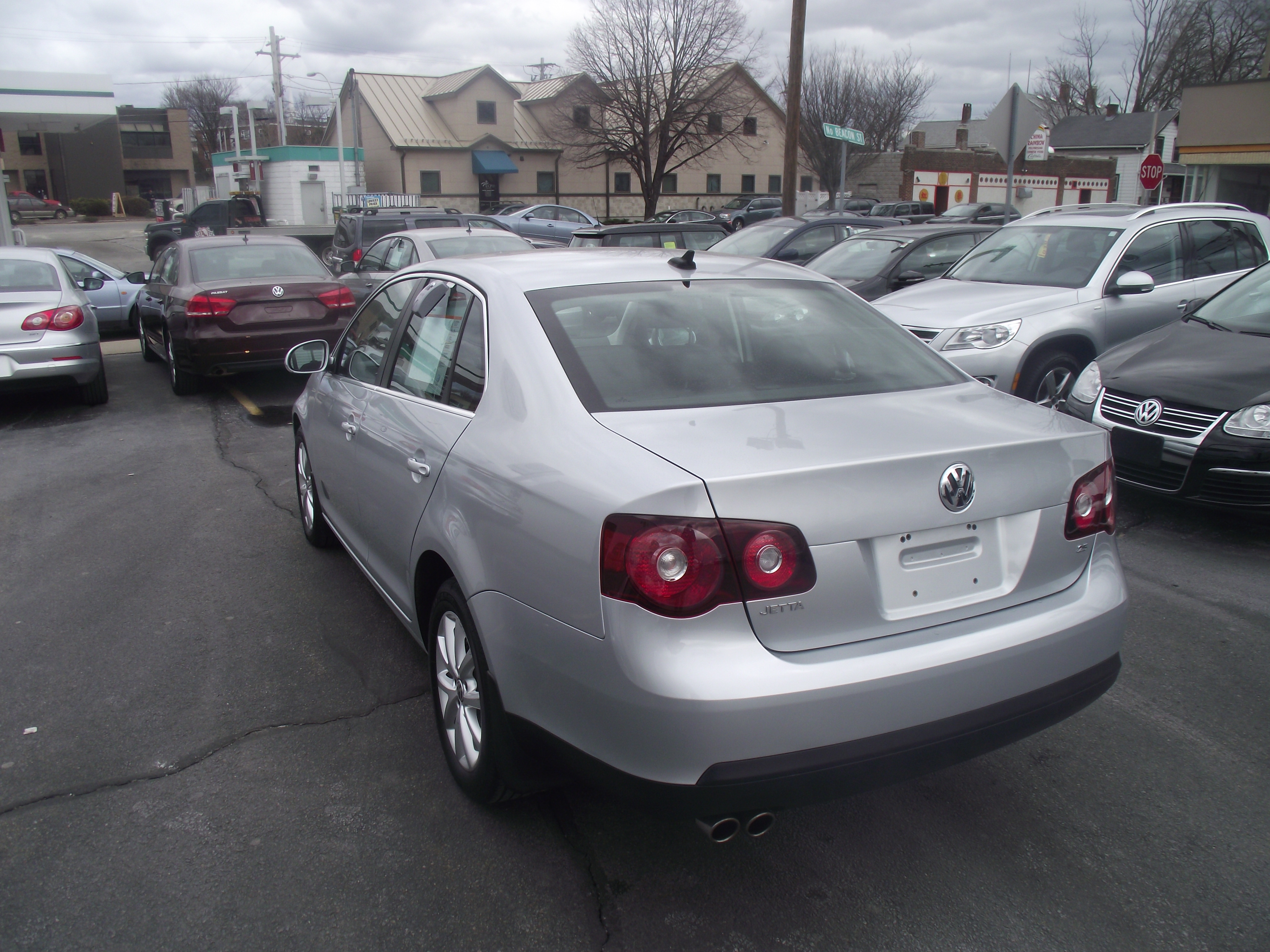Volkswagen Jetta LS Premium Group Unspecified
