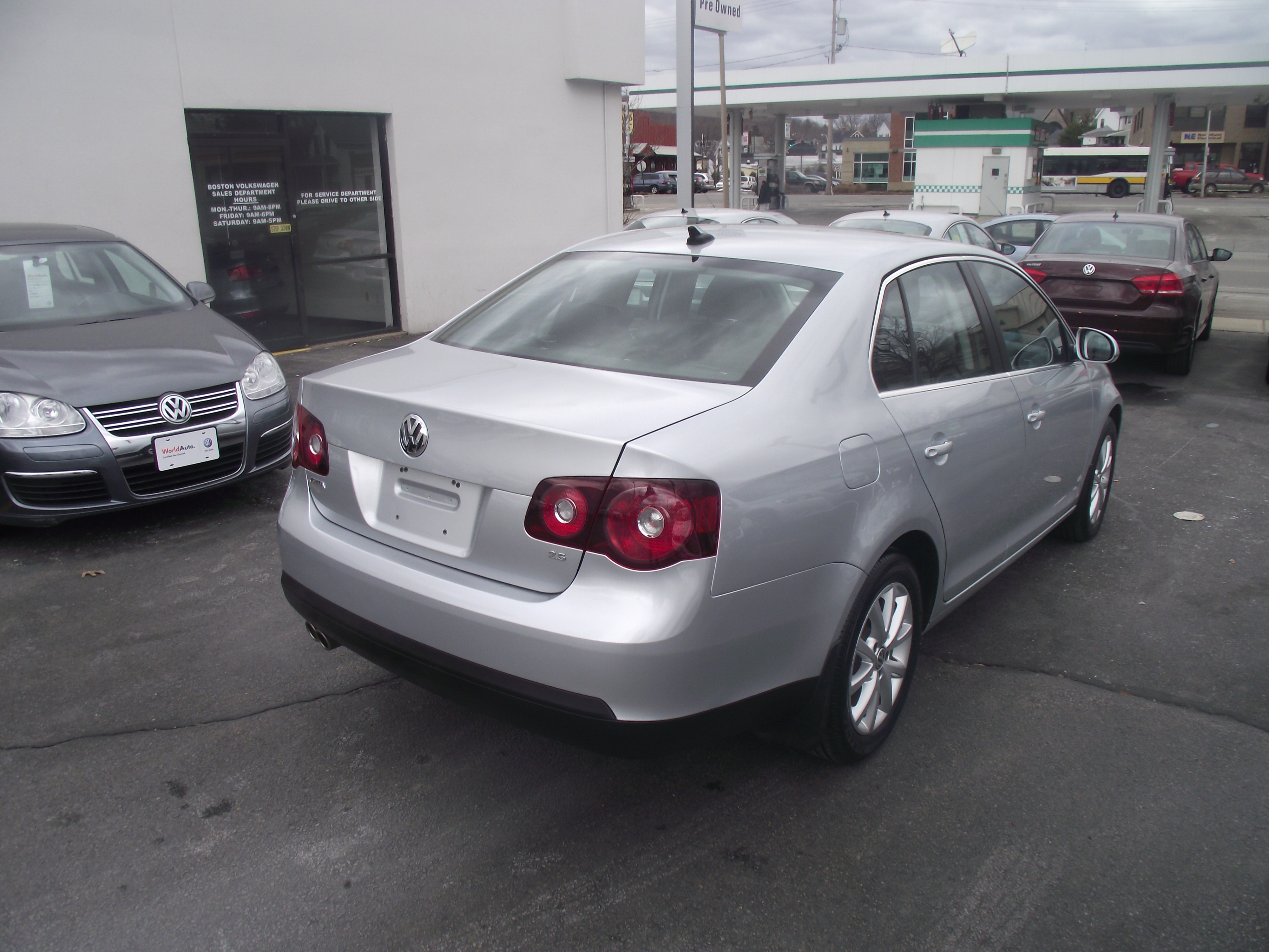 Volkswagen Jetta 2010 photo 1