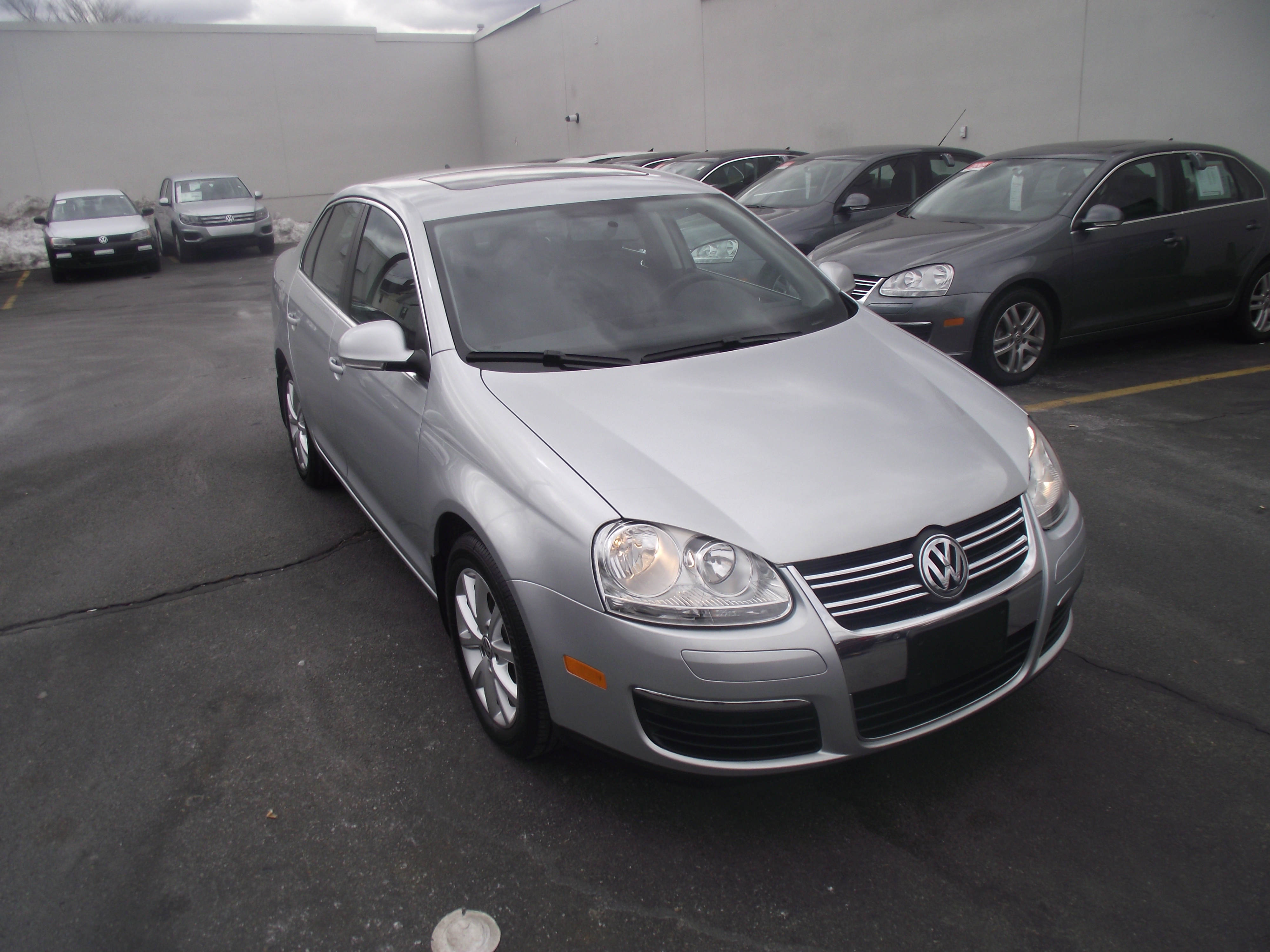 Volkswagen Jetta 2010 photo 2