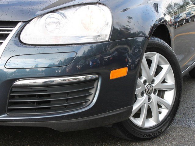 Volkswagen Jetta 2010 photo 2