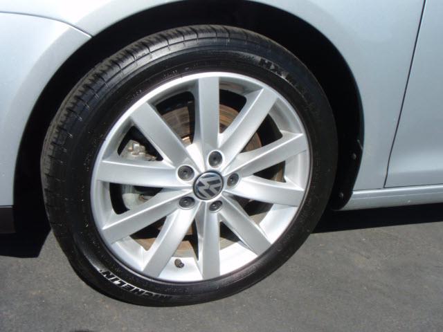 Volkswagen Jetta 2010 photo 2