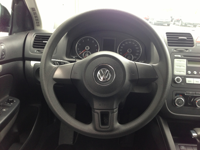 Volkswagen Jetta 2010 photo 14