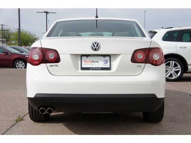 Volkswagen Jetta 2010 photo 1