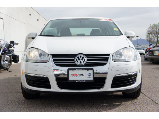 Volkswagen Jetta 2010 photo 2