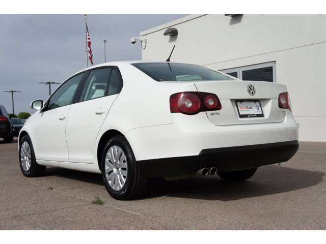 Volkswagen Jetta 2010 photo 5