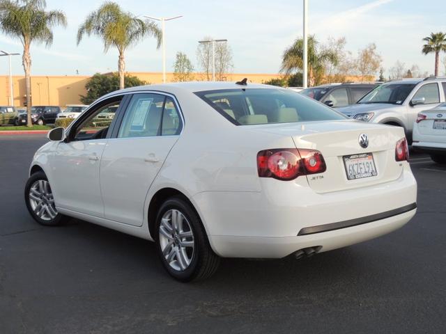 Volkswagen Jetta CD With MP3 Unspecified