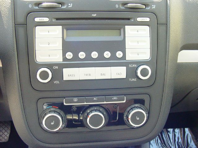 Volkswagen Jetta 2010 photo 10