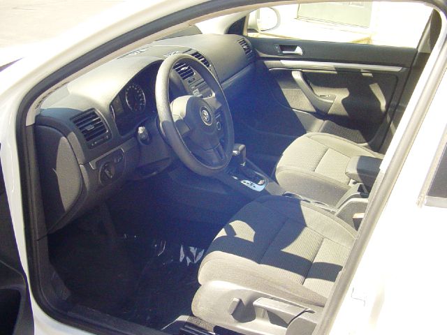 Volkswagen Jetta 2010 photo 6