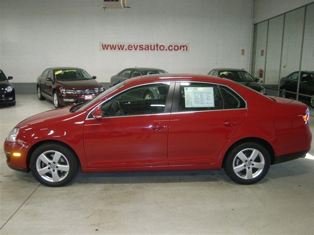 Volkswagen Jetta 2010 photo 3