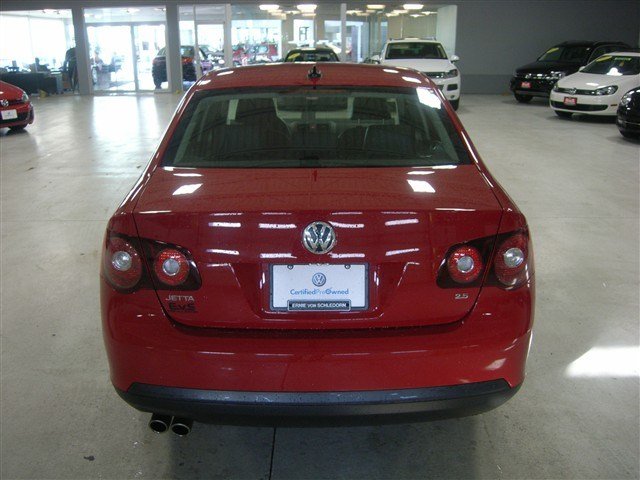 Volkswagen Jetta 2010 photo 4