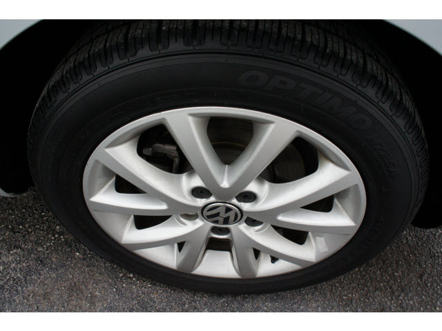 Volkswagen Jetta LS Premium Group Unspecified