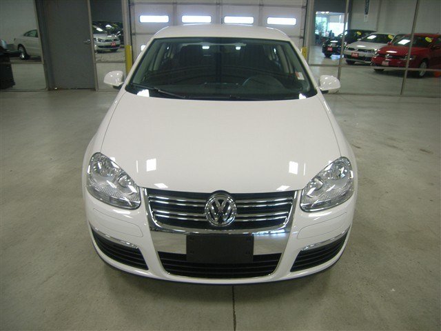 Volkswagen Jetta 2010 photo 4