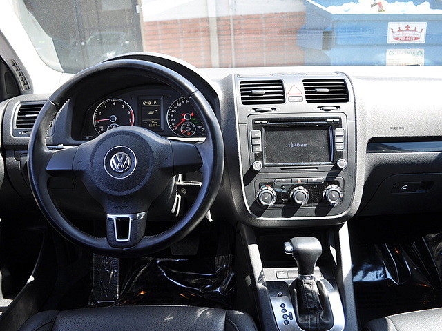 Volkswagen Jetta 2010 photo 4