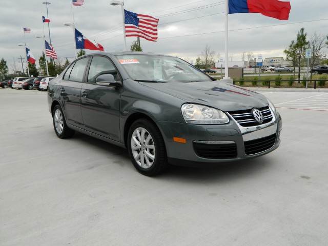 Volkswagen Jetta 2010 photo 3