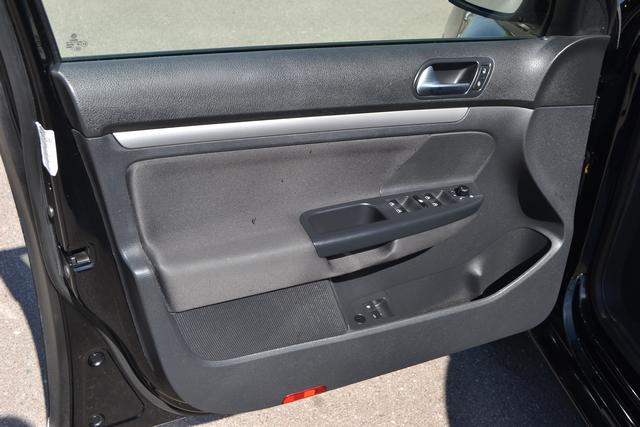 Volkswagen Jetta 2010 photo 5